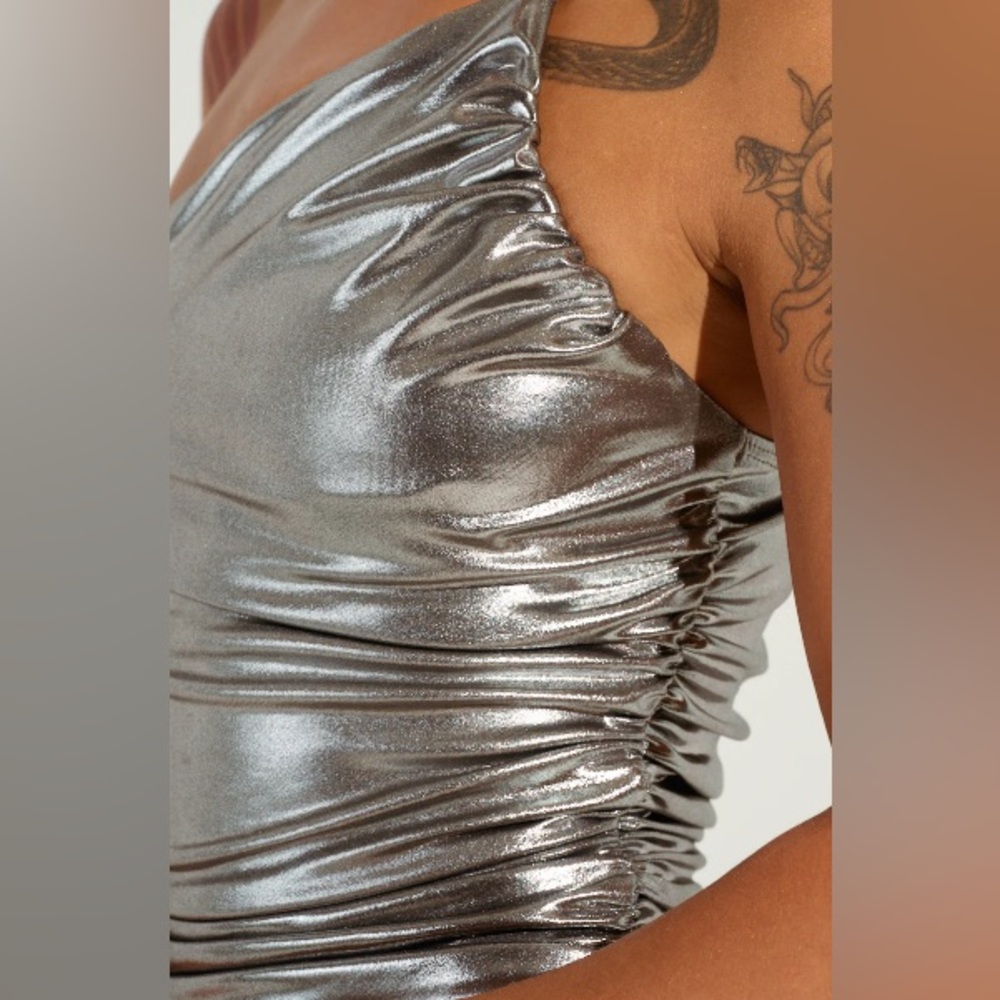 AKIRA SHINE BRIGHT MIDI COCKTAIL Elegant Silver One-Shoulder Dress NYE VACATION - Picture 4 of 4